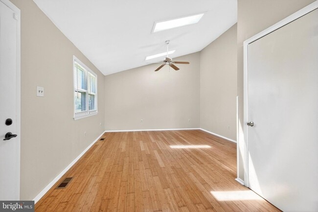 Photo - 308 Skeet Ave