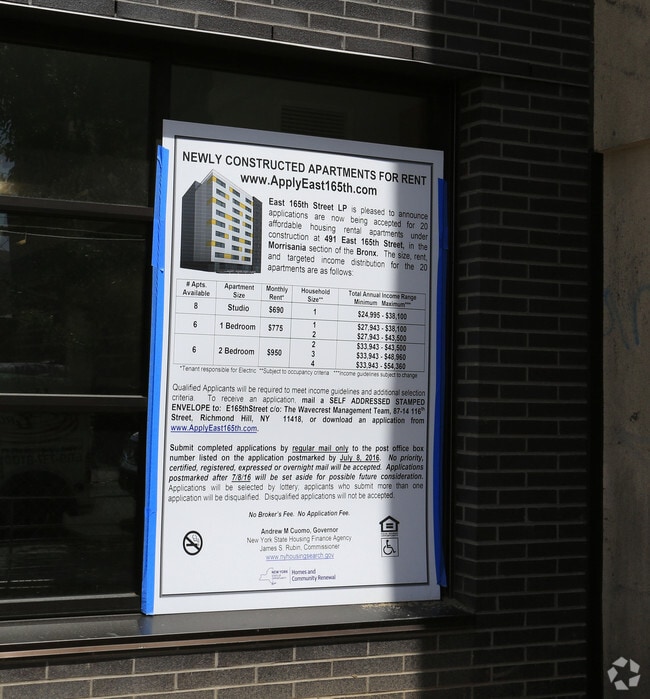 Photo - 491 E 165 St
