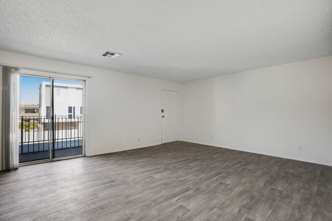 Windsor Arms Apartments