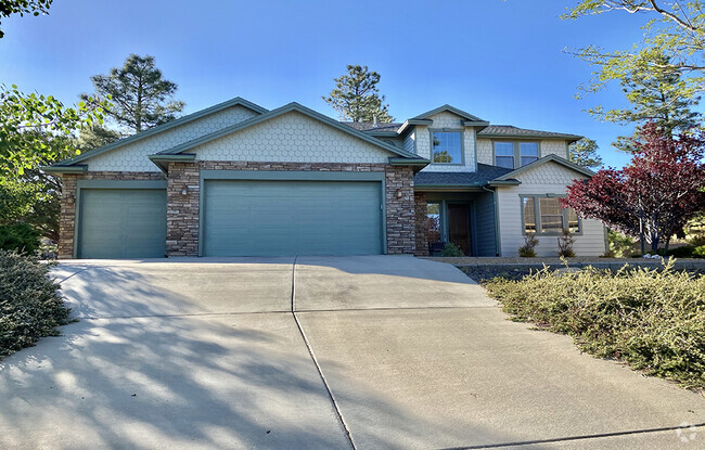 Building Photo - 966 Coyote Cir Rental