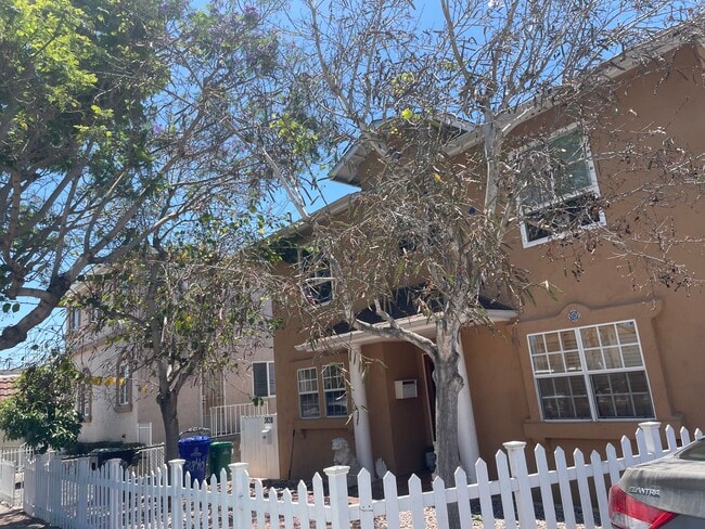 Photo - 3840 Kettner Blvd