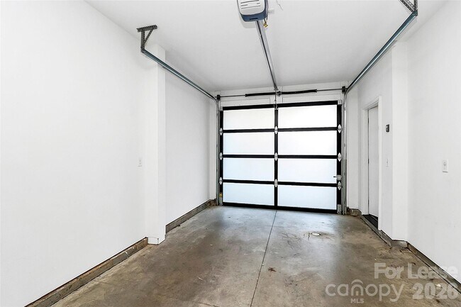 Photo - 1214 Minter Pl
