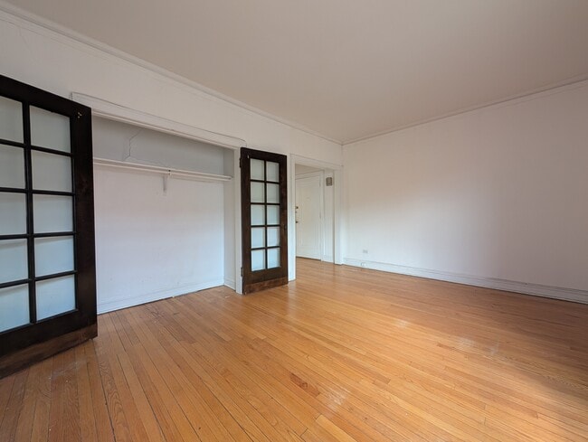 Photo - 3500 N Greenview Ave Unit 4501-2E