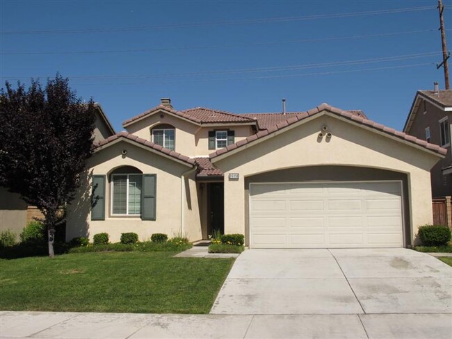 Four Bedroom Three Bathroom Home in Murrieta! - Four Bedroom Three Bathroom Home in Murrieta!