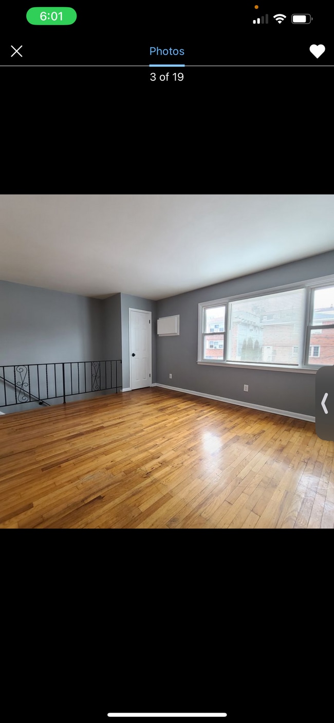 Building Photo - 5211 Cottage Ave Unit NB 2nd Floor
