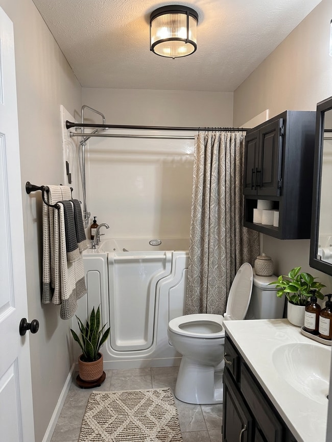 Photo - 1173 S Main St Unit 401