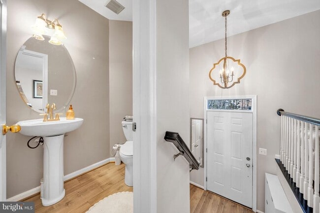 Photo - 6340 Cullen Pl