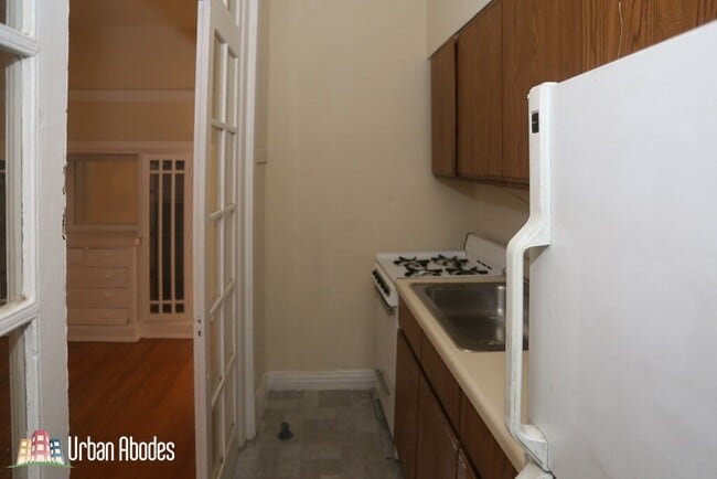 Photo - 725 W Barry Ave Unidad M032