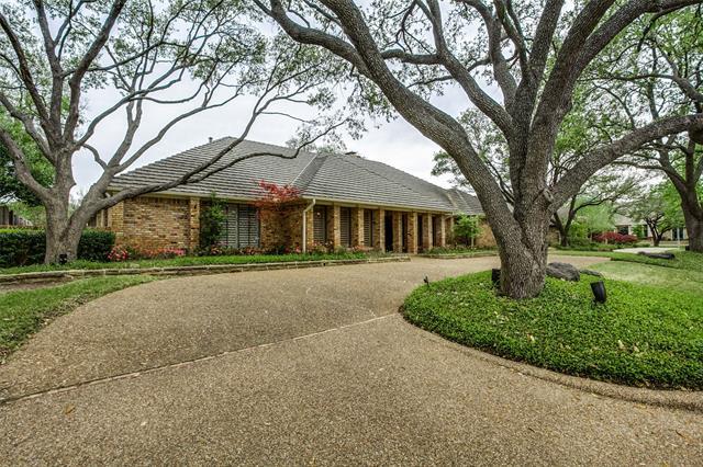 Photo - 5708 Club Oaks Dr