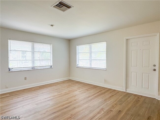 Photo - 914 San Remo Ave