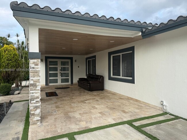 13412 SW 68th Ter