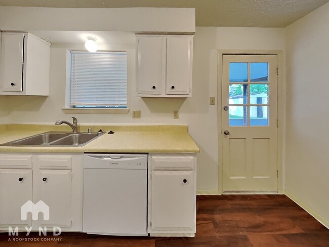 Photo - 4202 Chestergate Dr