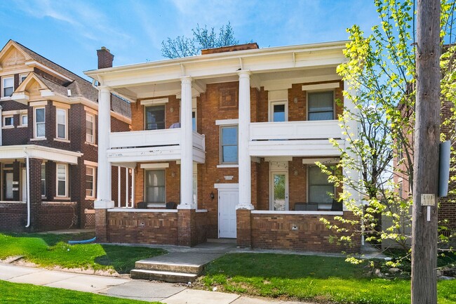 Photo - 313-315 Chittenden Ave Unit A