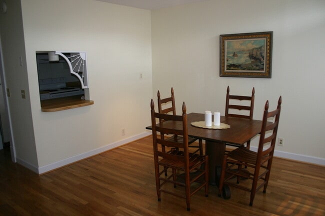Photo - 246 White Bridge Rd Unidad 246 F2