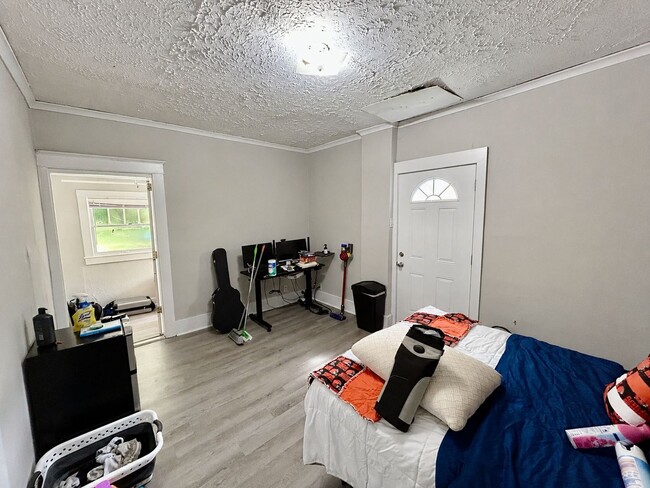 Photo - 119 Westwood Dr