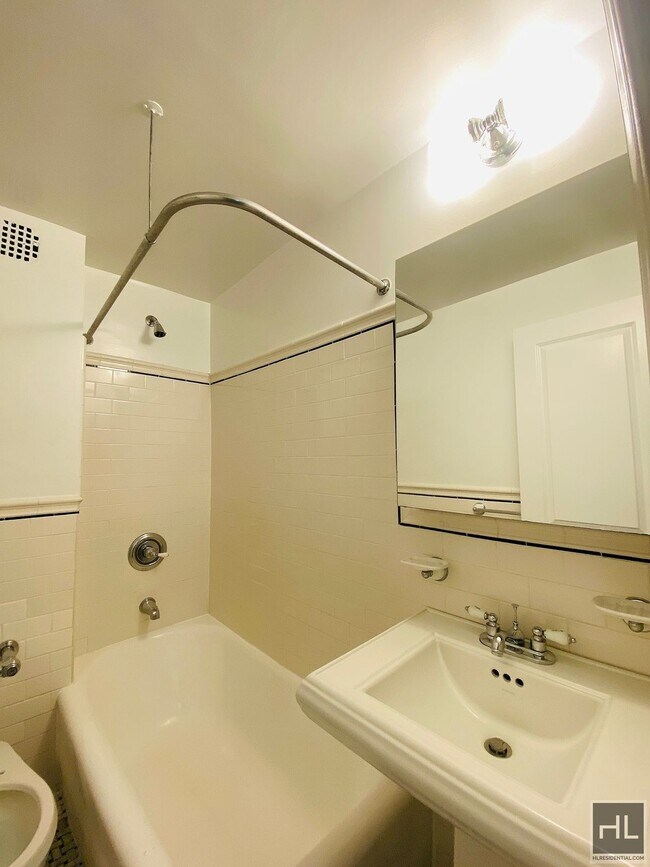 Photo - Christopher Street Unit 1B