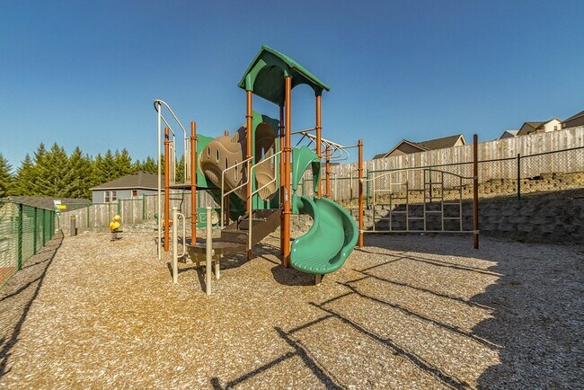 Photo - 855 NE Hill Way Unit #855