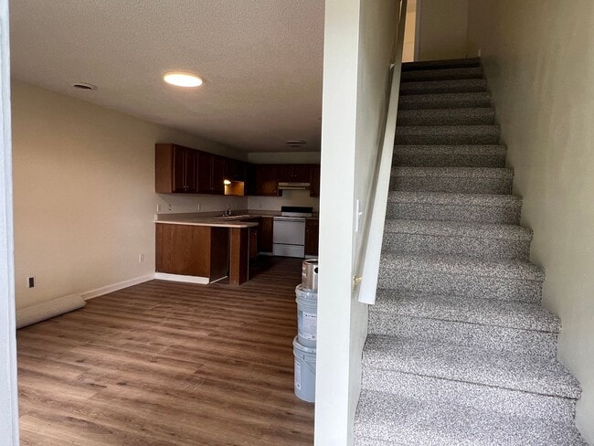 2413 Louise St Unit 2413 Louise Street #2