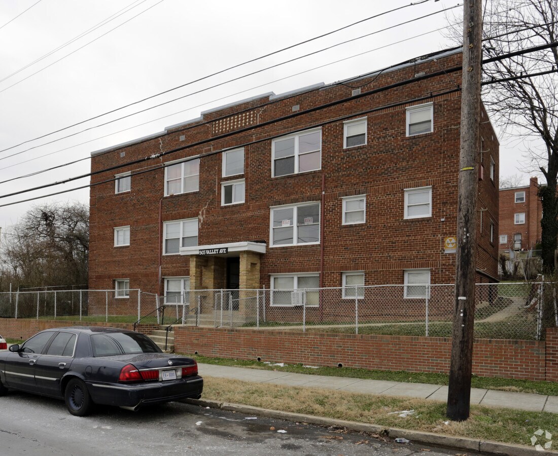 Photo - 503 Valley Ave SE Apartments