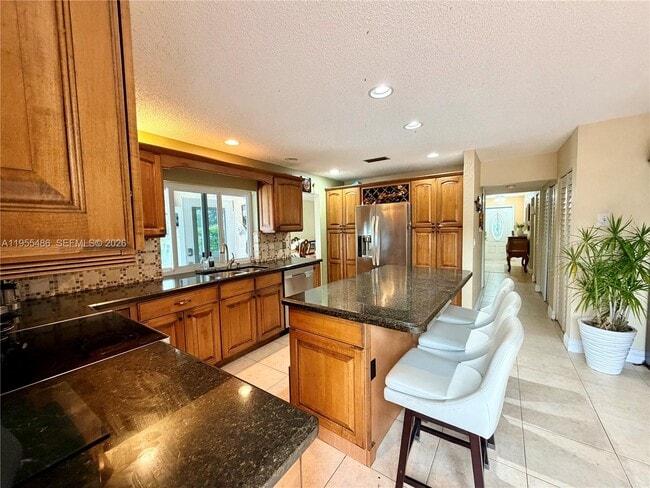 Photo - 2865 Begonia Way