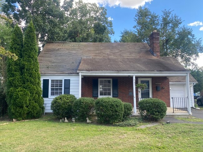 Building Photo - 621 Greenbrook Rd Rental