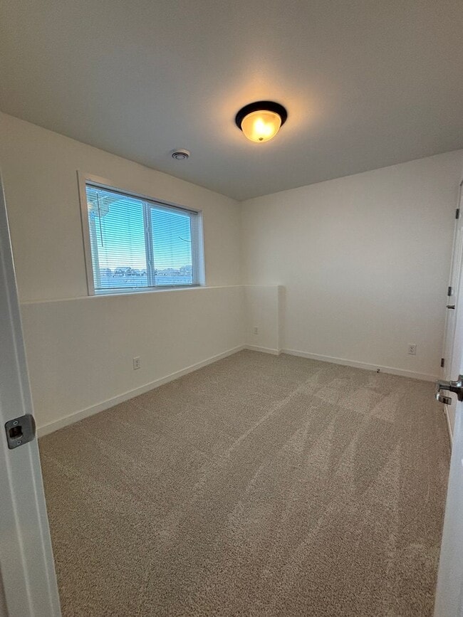 Photo - 3 Bed 3 Bath Townhome