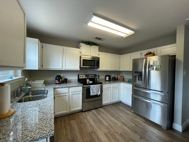 Photo - 10506 Tiger Way