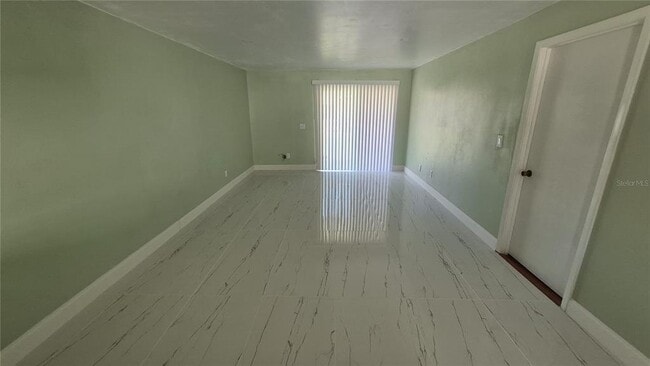 Photo - 3815 N Oak Dr Unidad G11