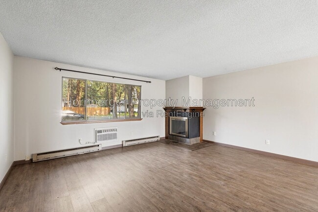 Photo - 816 S Robinhood St