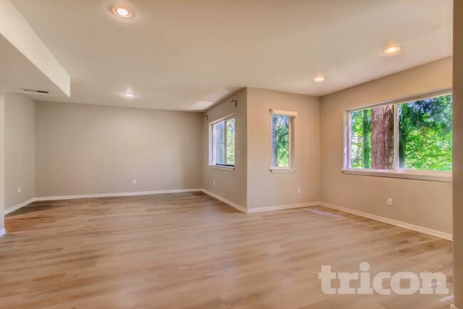 Photo - 7535 SW Onnaf Ct