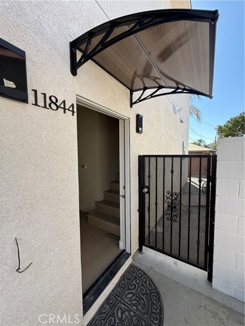 Photo - 11844 Hollyview Dr