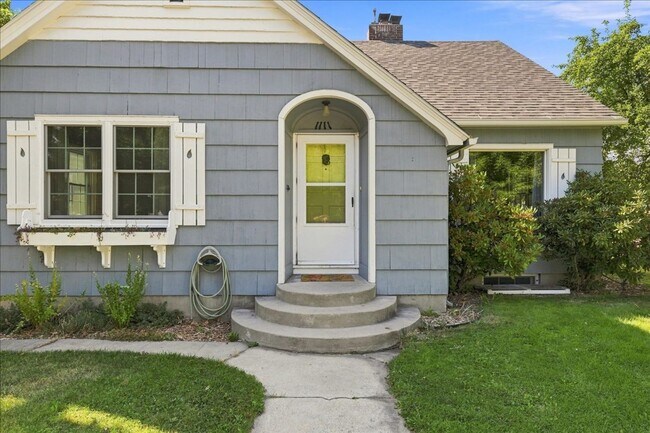 Photo - 1111 N 18th St
