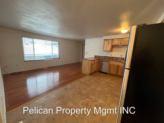 2111 Van Camp St