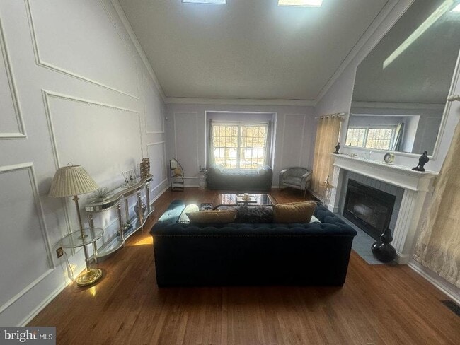 Photo - 18 E Countryside Dr