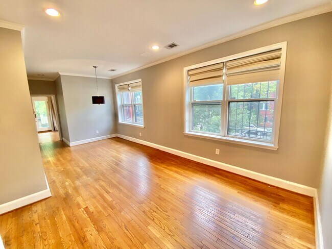 Photo - Logan/Dupont 1BR 1BA unit with hardwood fl... Condo