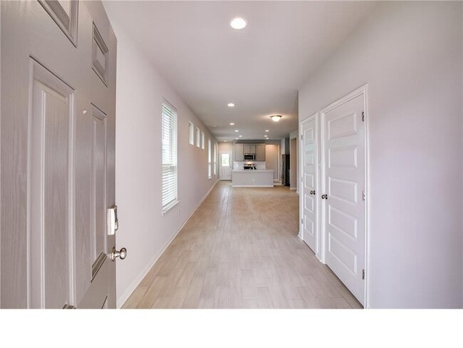 Photo - 237 Unforgiven Ln