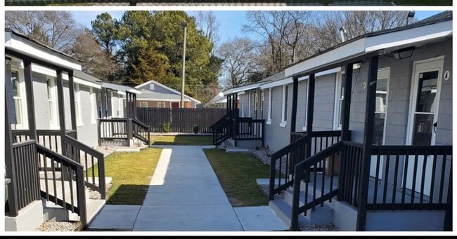 Building Photo - 713 Black Creek Rd SE Unit C