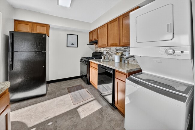 Photo - Brinkley House