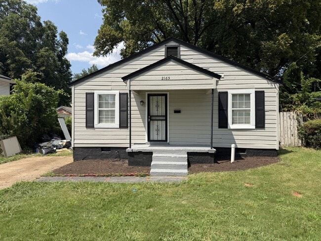 Photo - 2156 Ethlyn Ave