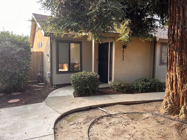 Cute Condo for Rent in Visalia! - Cute Condo for Rent in Visalia!