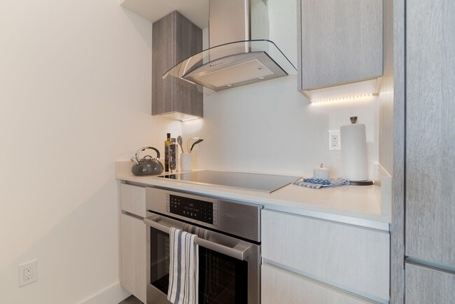 Photo - 111 SE 1st Ave Unit 512