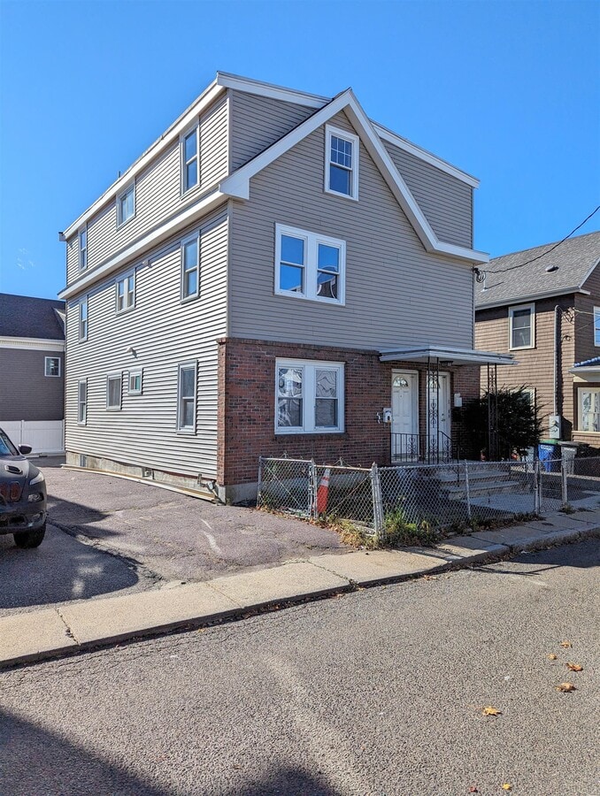 Photo - 8 Fiske Ave Unit 2