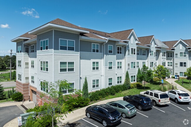 150 Cruce de Red Rock - Red Rock Square Apartments