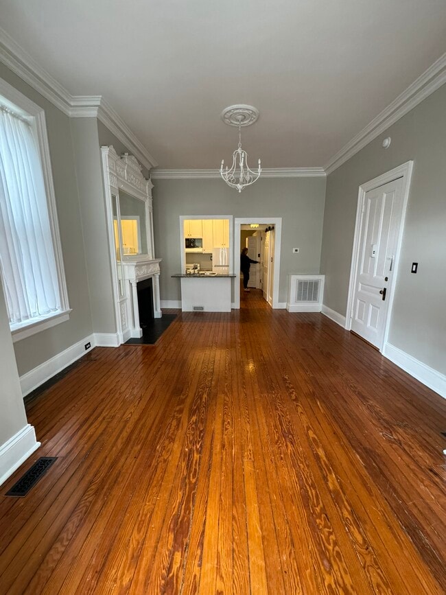 Photo - 416 Pembroke Ave