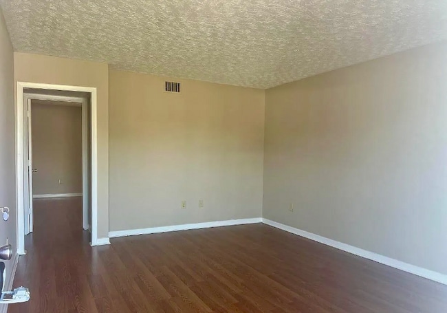 3138 Tiffany Ct Unit 4