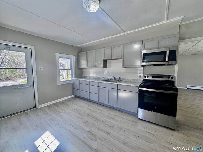 Photo - 197 Potuccos Ring Rd Unit Apt 7