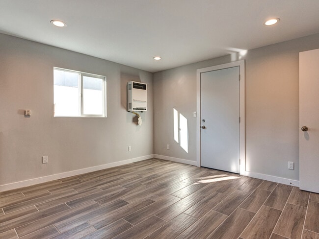 Photo - 508 N Pacific Coast Hwy Unit 4