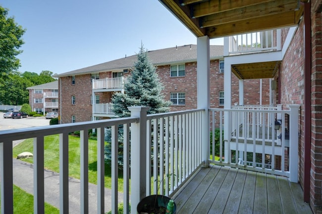 Photo - 10 Karen Cir Unit 10