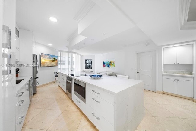 Photo - 4775 Collins Ave Unit 1504