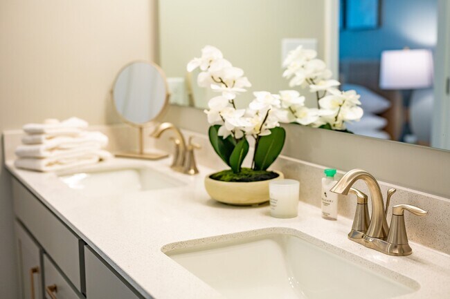 Photo - 17451 Ebling Trl